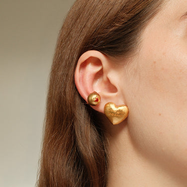 Aretes To The Moon And Back